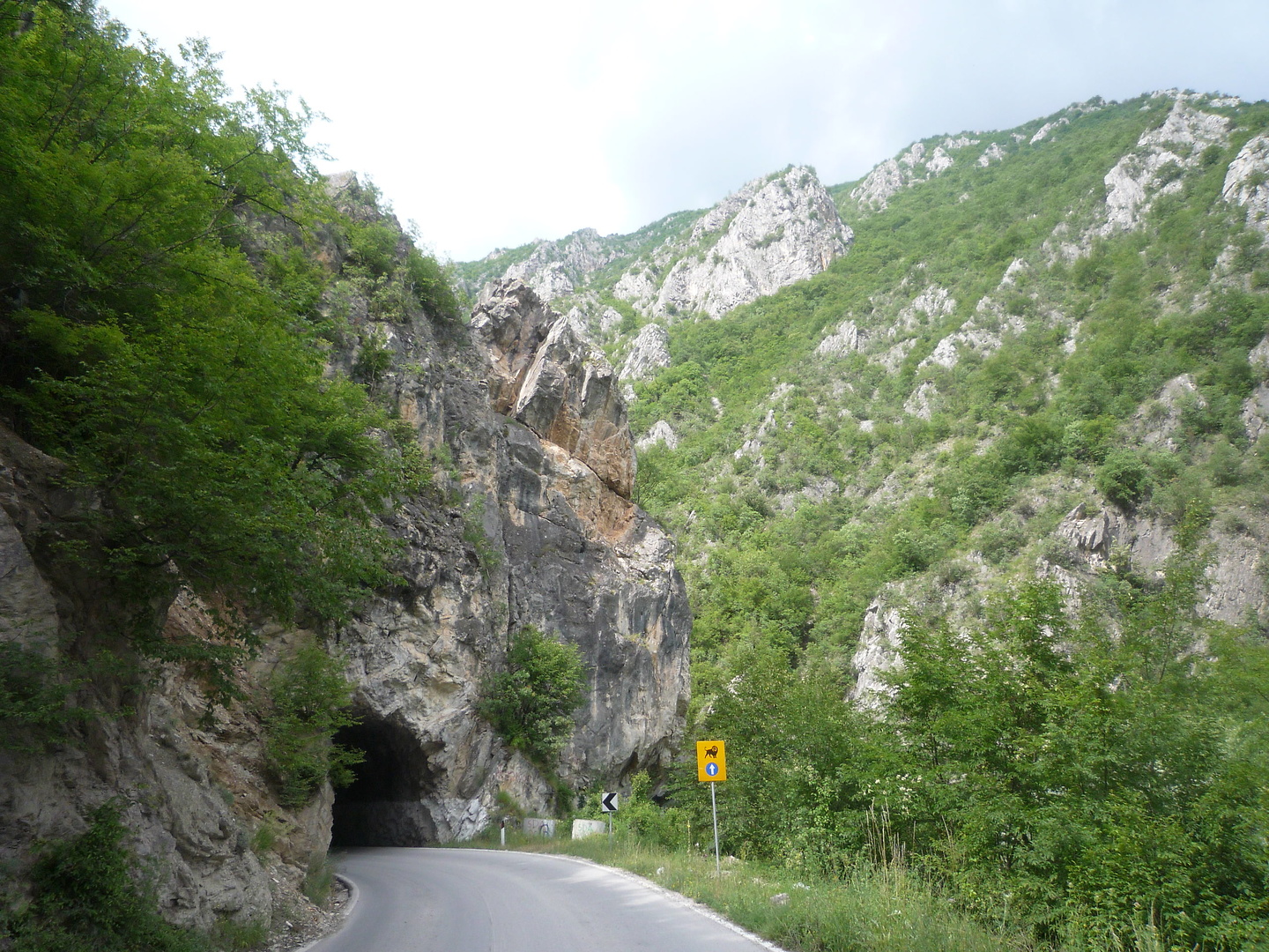 prizren-tunnel.jpg