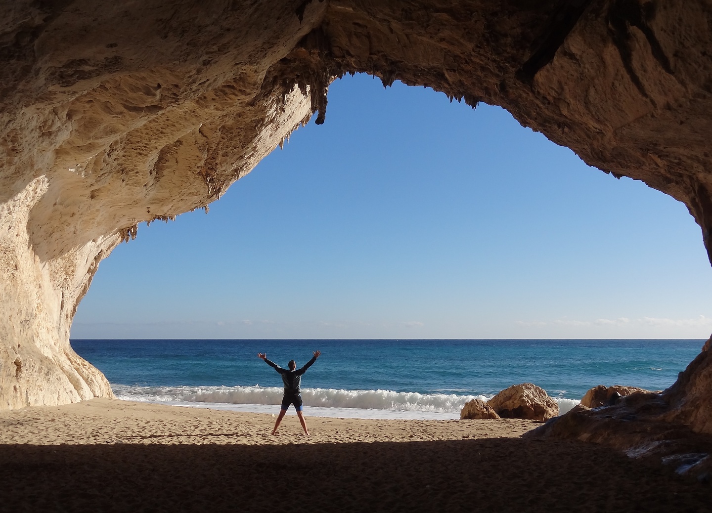 sarcl-beach.jpg