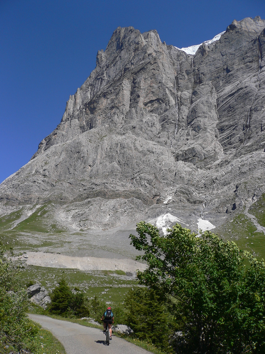 grscheidegg-uphill1.jpg