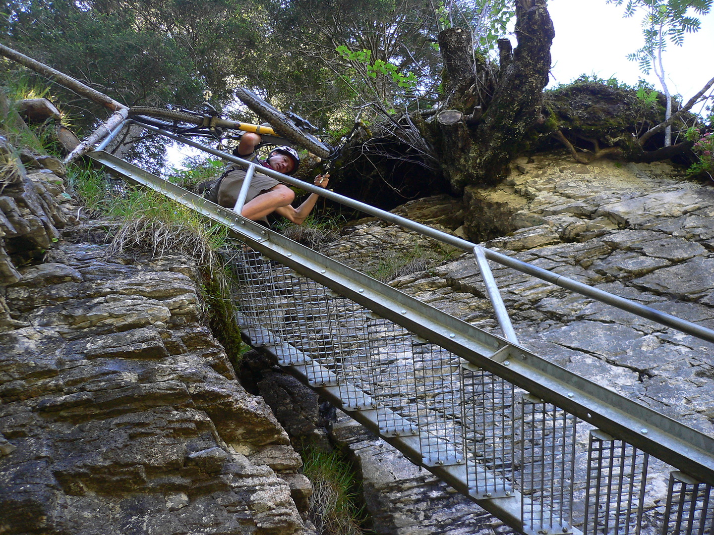 schluchttrail-2-treppe.jpg
