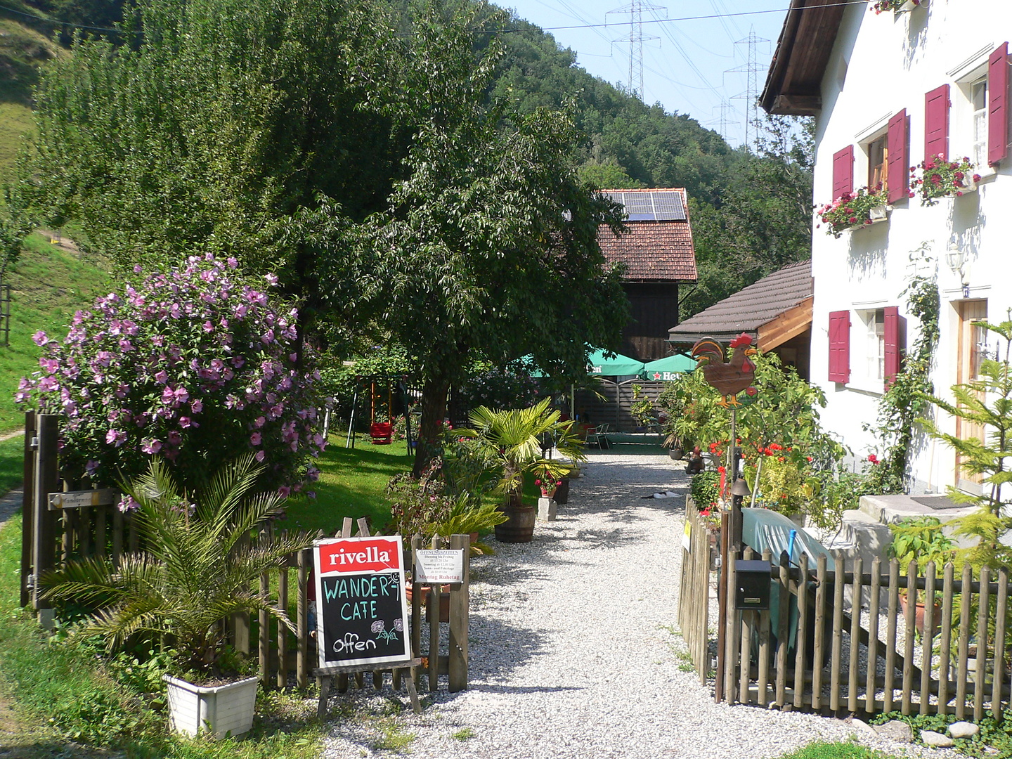 wandercafe.jpg