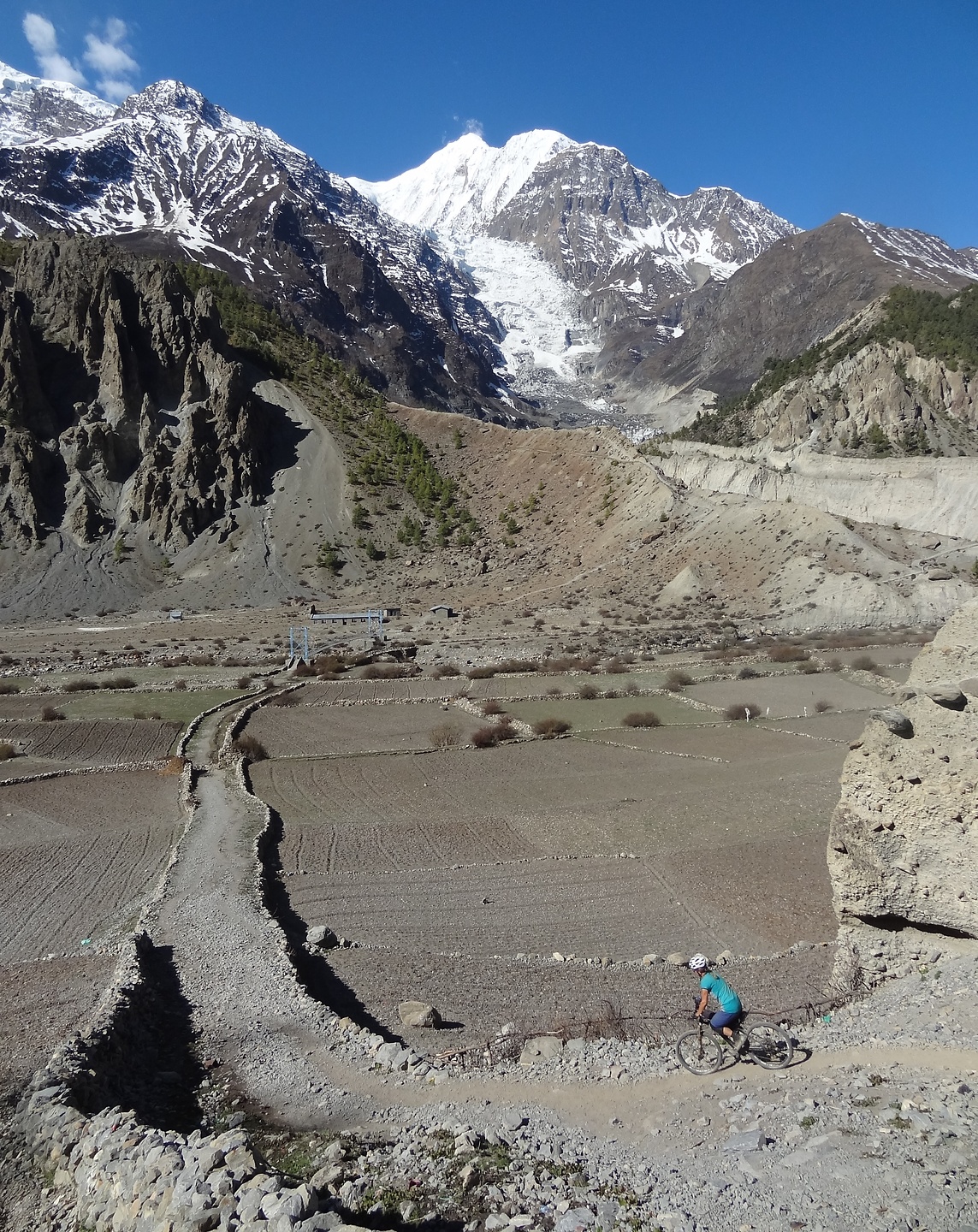 gangapurna-road.jpg