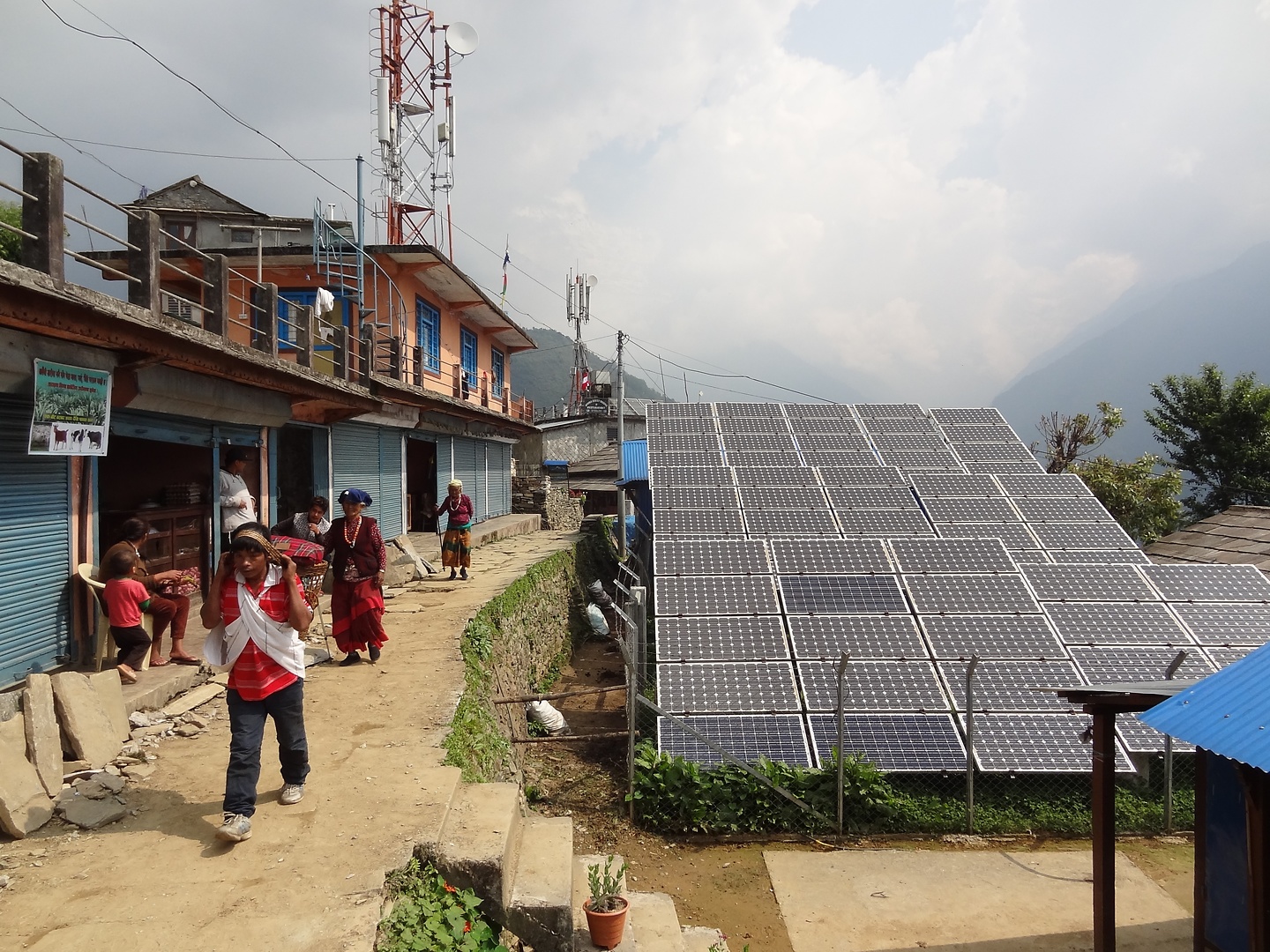 ghandruk-solar.jpg