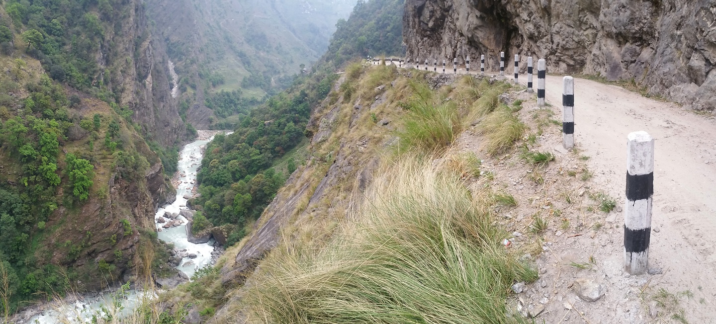 jagat-road5.jpg