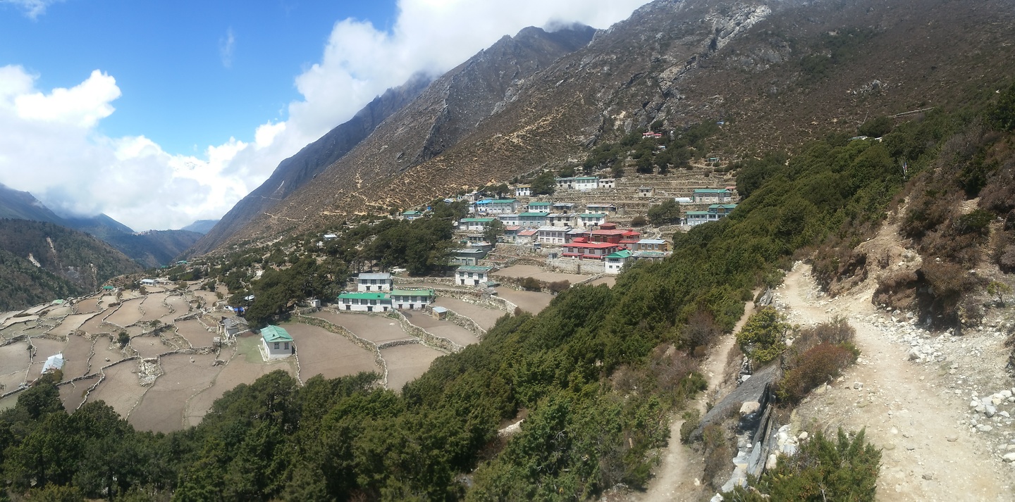 pangboche-village.jpg