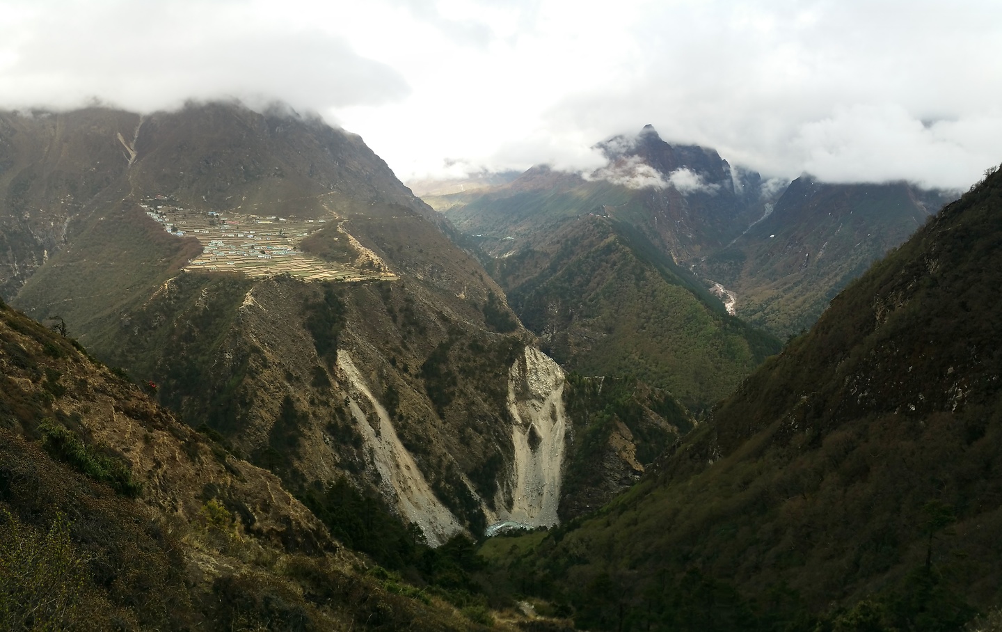 phortse-village2.jpg