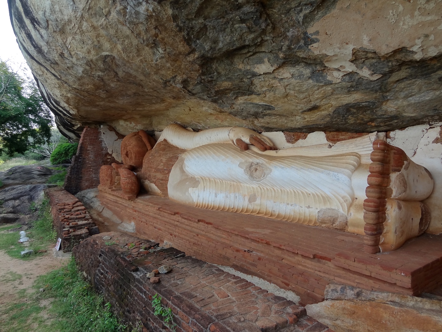 sigiriya-rock3.jpg