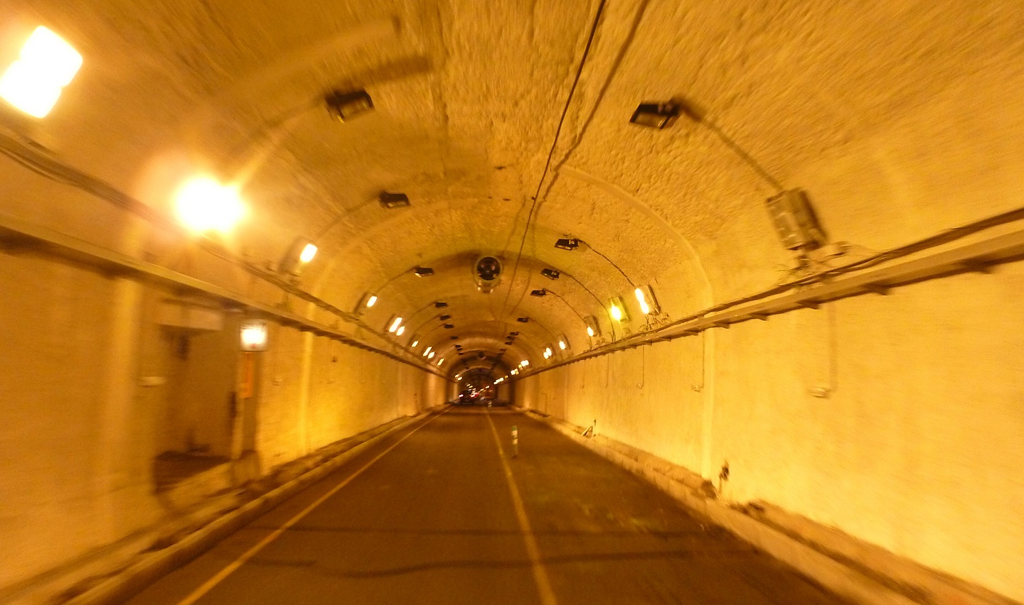 bielsa-tunnel2.jpg