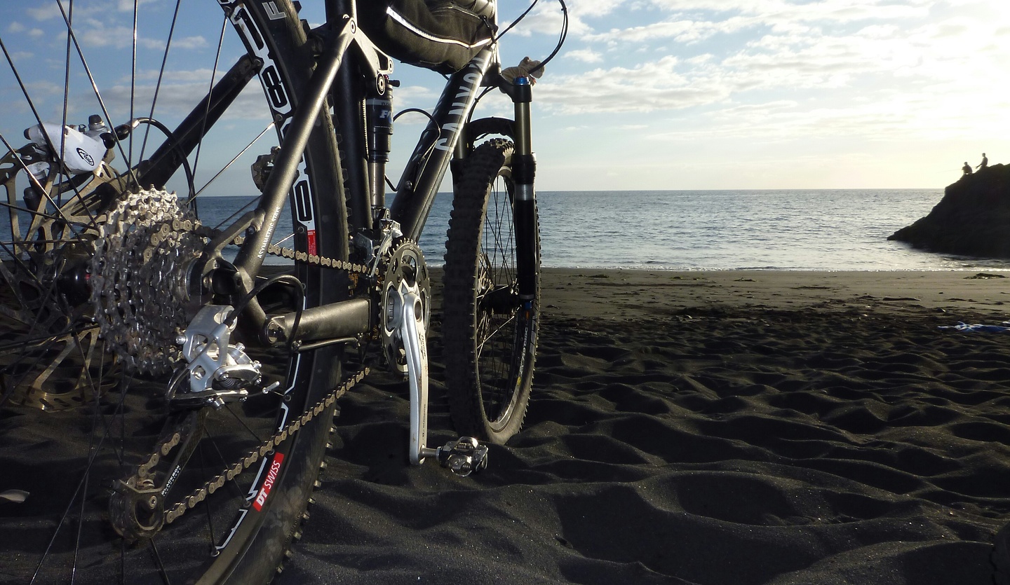 charcoverde-beach1.jpg