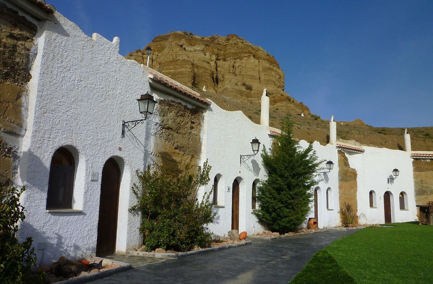 guadix-cavehouse.jpg