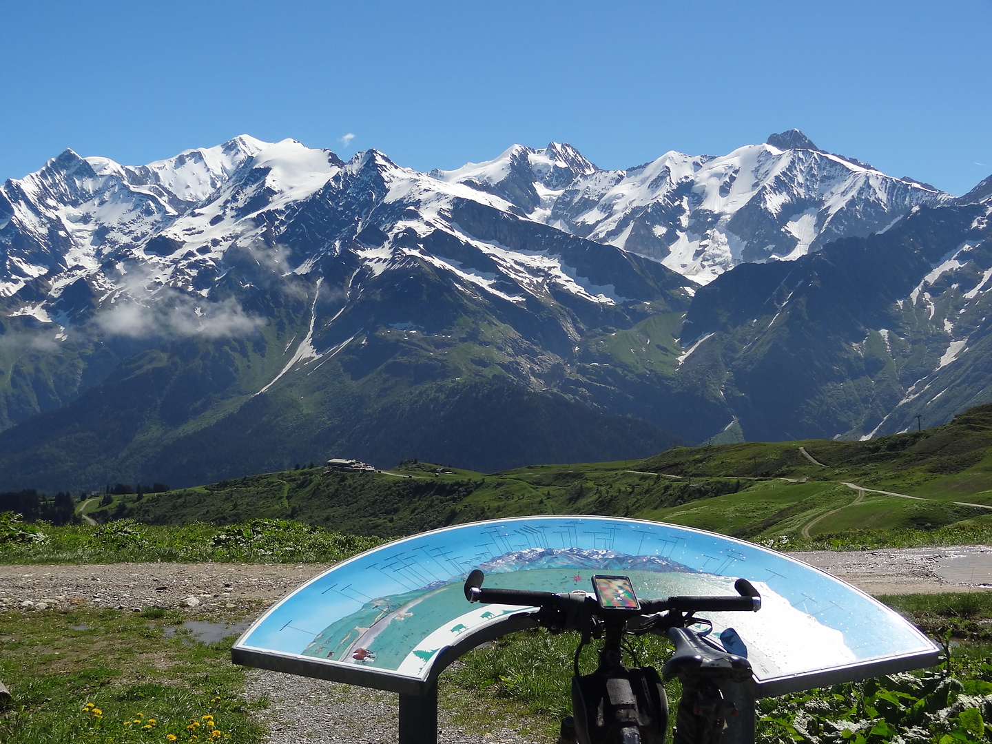 contamines-panorama.jpg