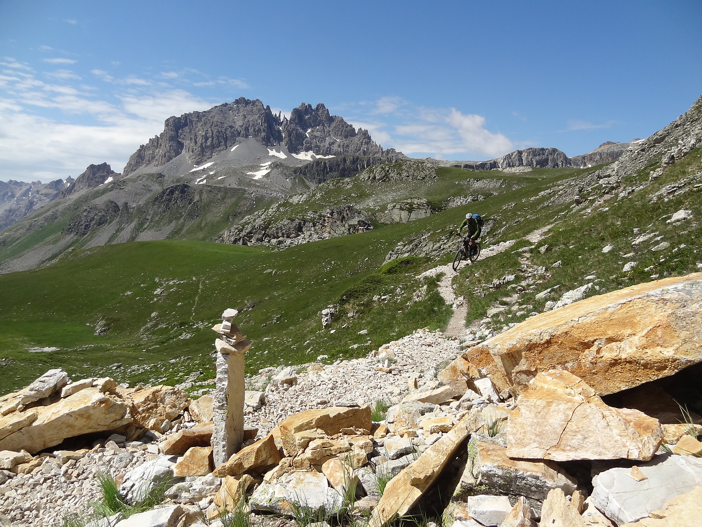 etroite-trail2.jpg