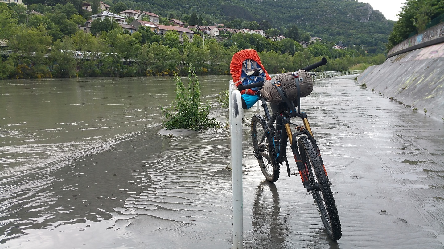 isere-flood.jpg